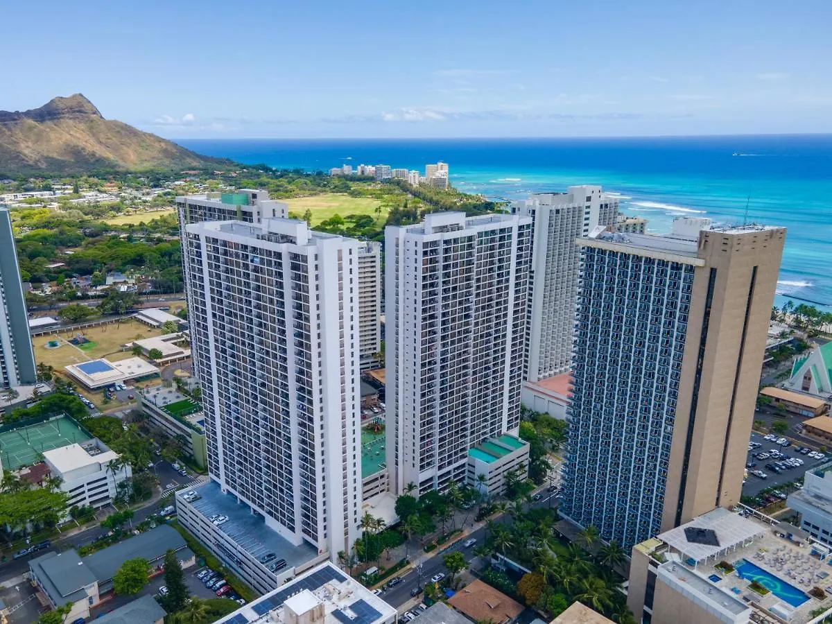 Waikiki Banyan: Diamond Head And Ocean View Condo! Honolulu 0*,  United States