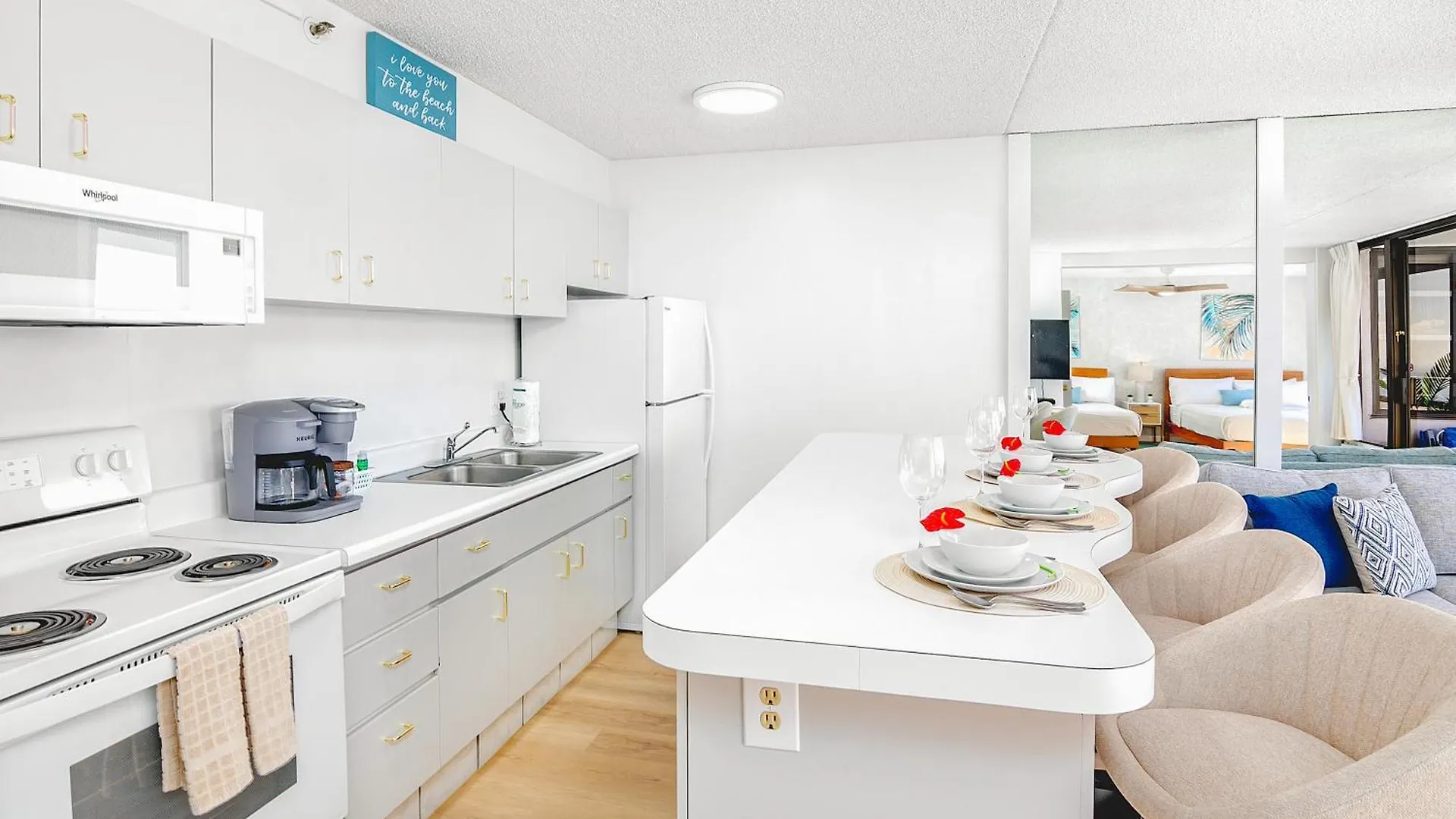 Waikiki Banyan: Diamond Head And Ocean View Condo! Honolulu United States