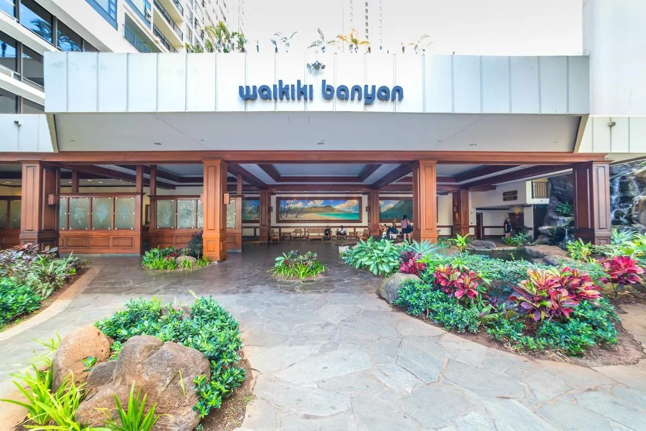 Waikiki Banyan: Diamond Head And Ocean View Condo! ホノルル 0*,  米国